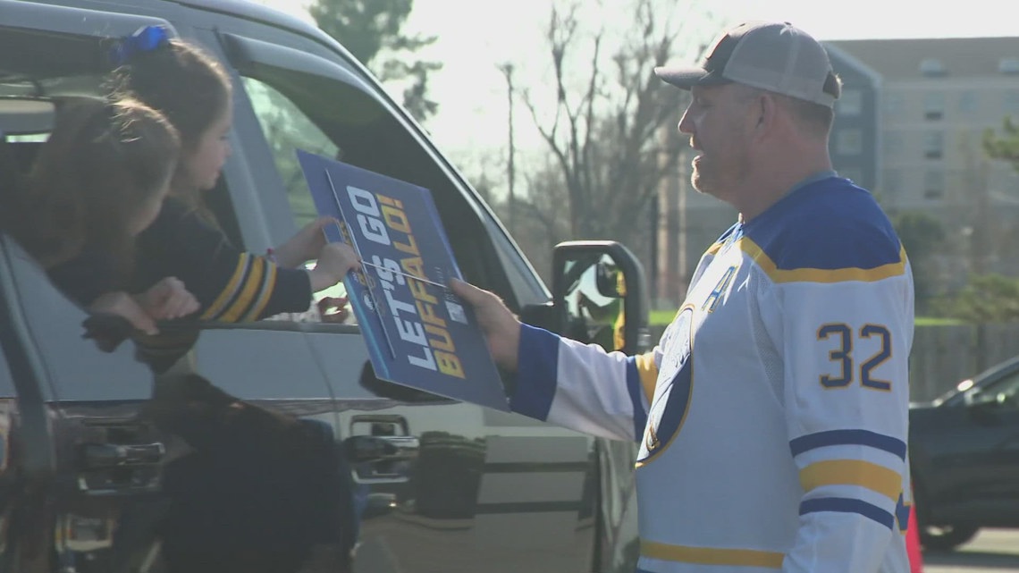 Sabres holding 'Wagon St' drive-thru rally for Round 2