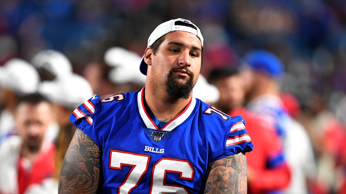 Buffalo Bills re-sign OL Daryl Williams to three-year extension