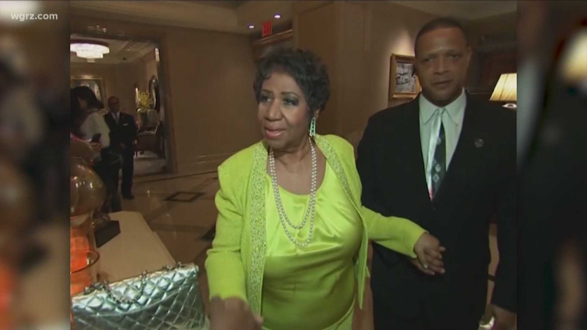 Aretha Franklin "Gravely Ill" In Detroit