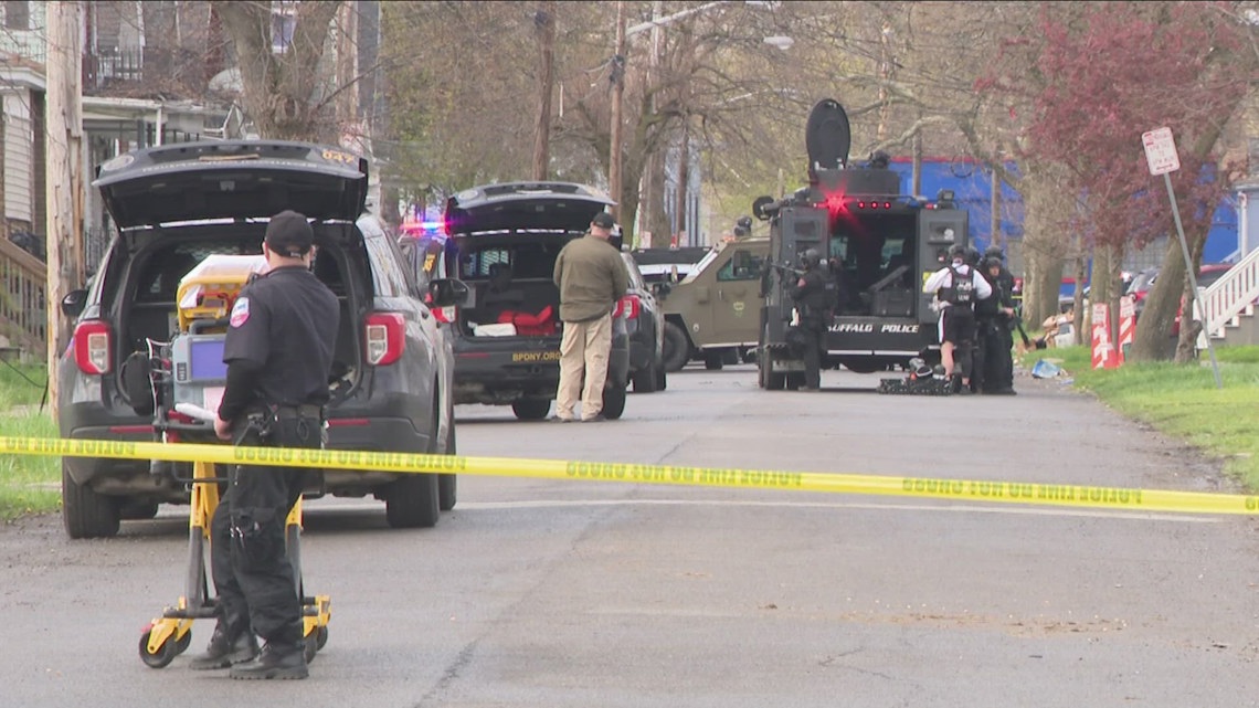 Man accused in fatal double shooting appears in court | wgrz.com
