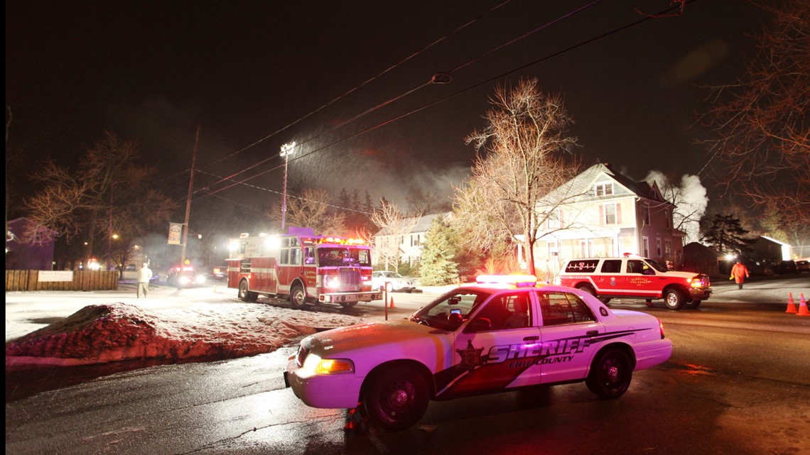 PHOTOS Flight 3407 plane crash in Clarence
