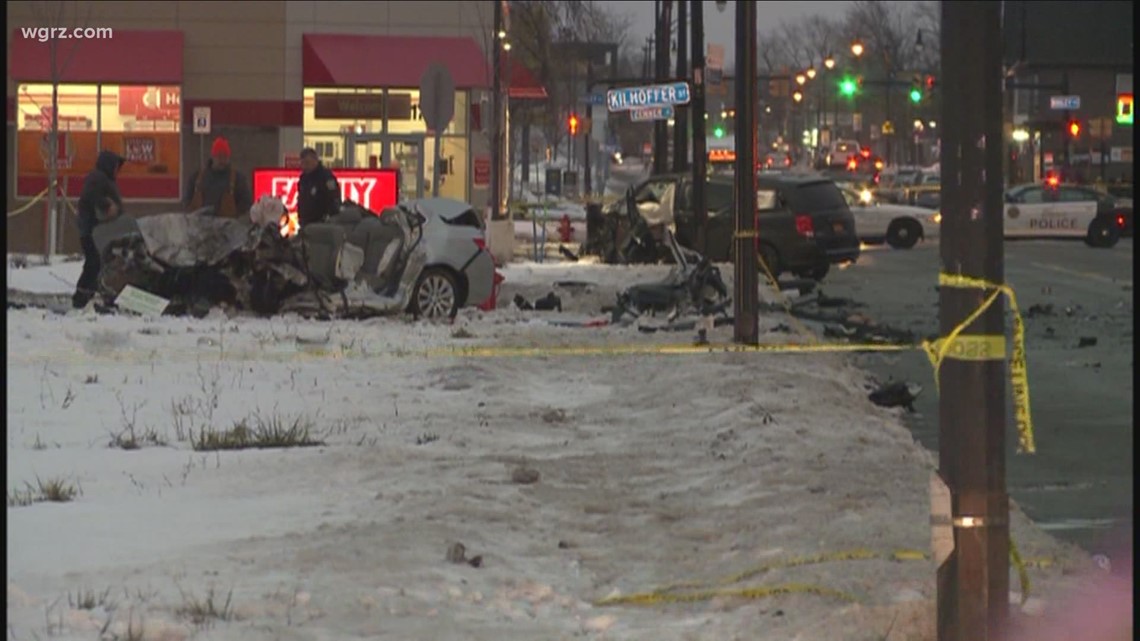 Buffalo Police report Genesee Street crash was 80mph head on