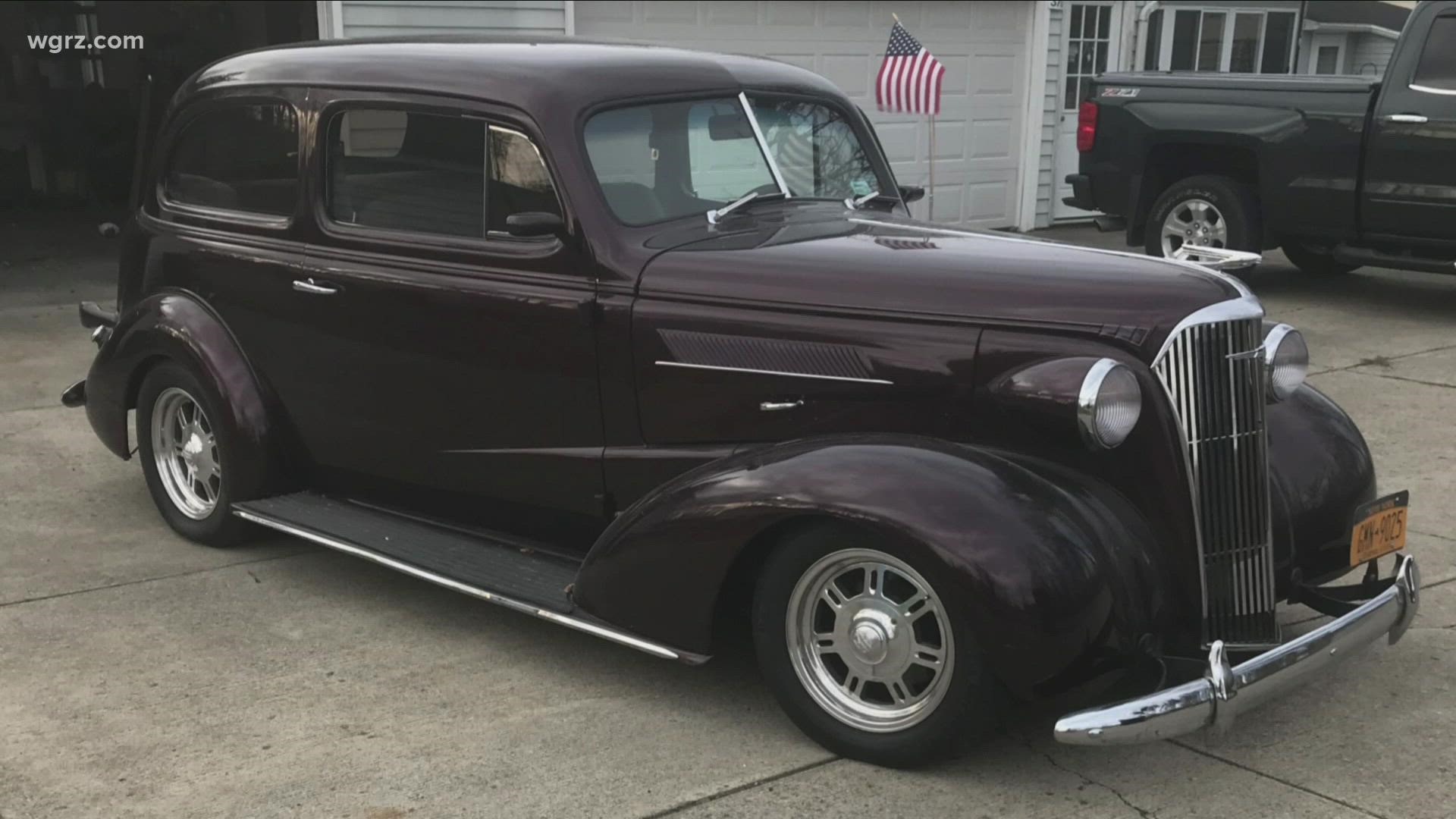 Classic 1937 car stolen from home overnight. Call City of Tonawanda 716-692-2121 with information