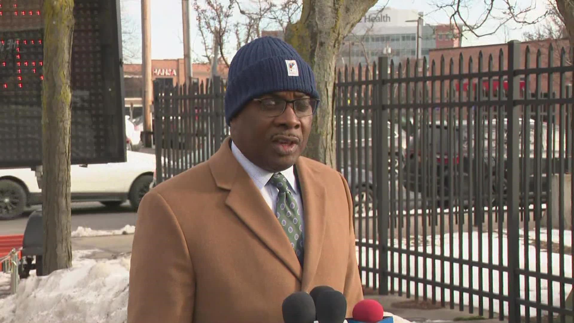 Buffalo Mayor Byron Brown discusses preparation for cold weather