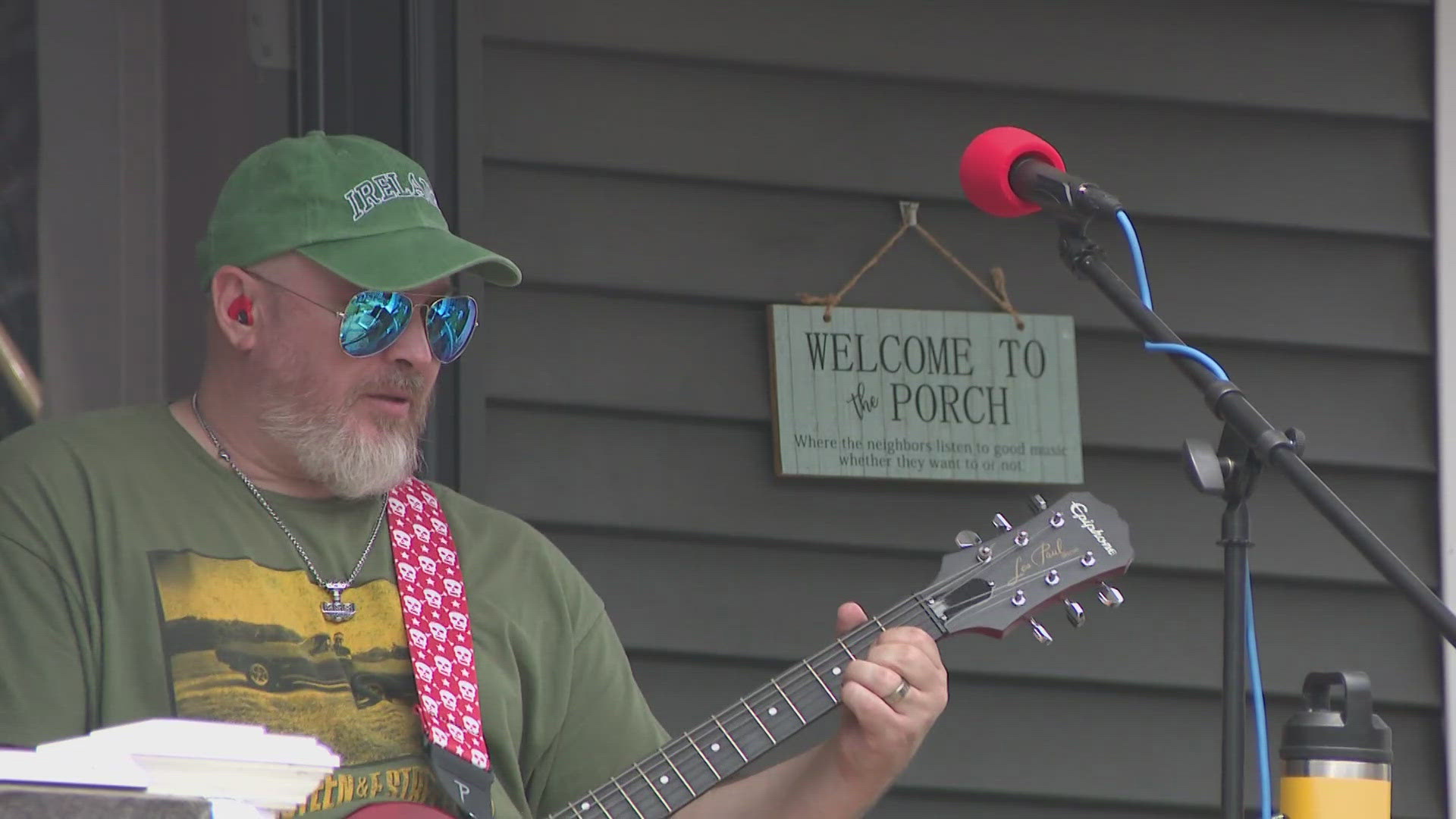 More than 150 bands filled 85 porches with all kinds of music, from rock to jazz. Hundreds of people came out to enjoy the music.