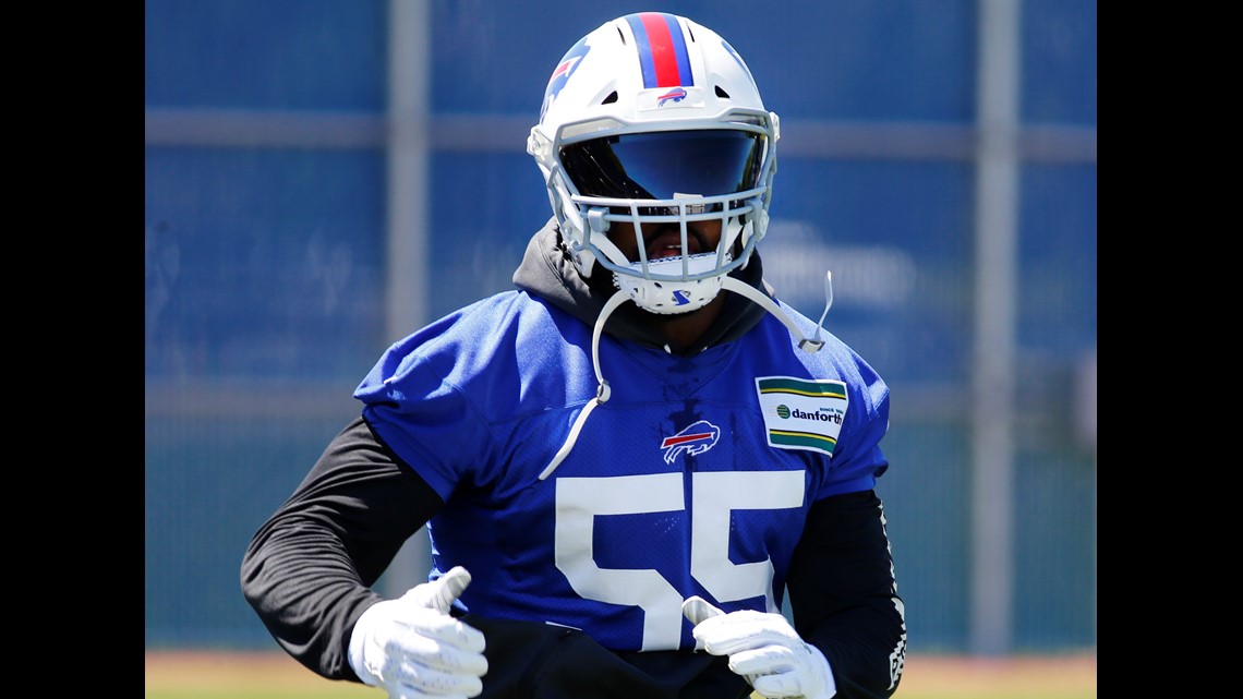 Jerry Hughes signs a two-year extension to remain with the Bills