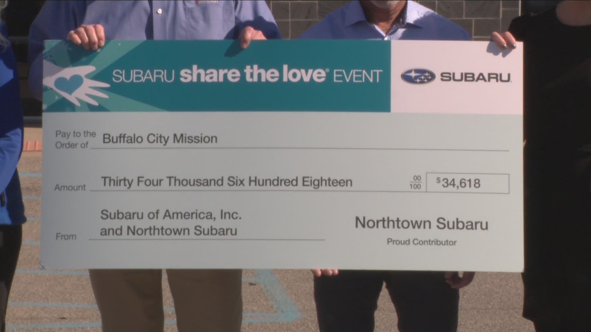 Buffalo City Mission gets a generous donation from Northtown Subaru