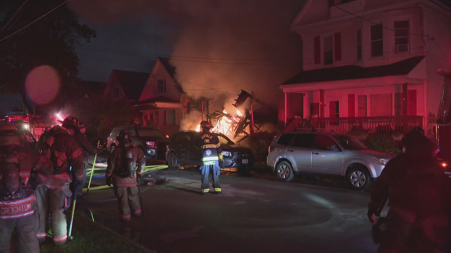 5 people displaced after Buffalo house fire | wgrz.com