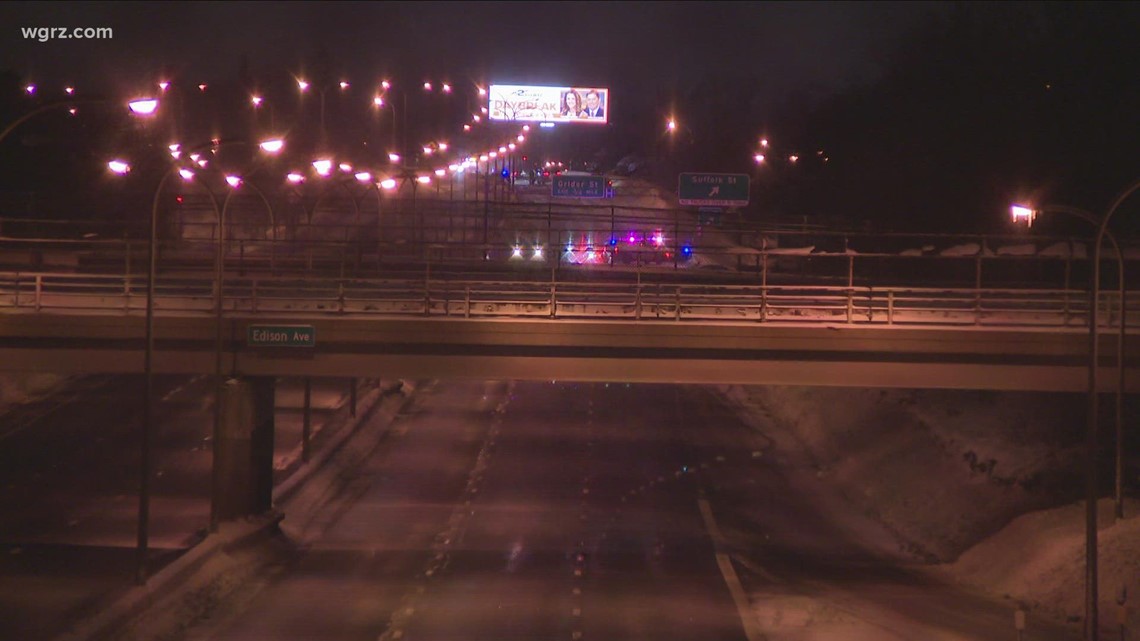 Williamsville man dead after wrongway crash on 33; officers' patrol