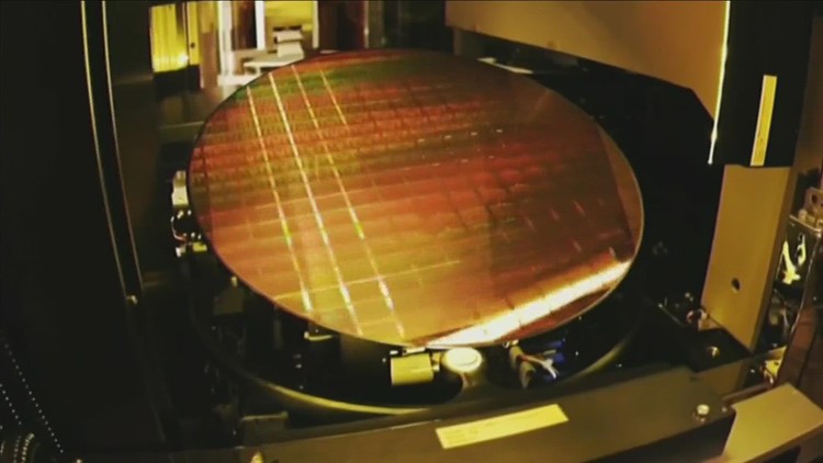 Schumer: Science and Computer Chips Act benefits WNY - but US lags in chip production