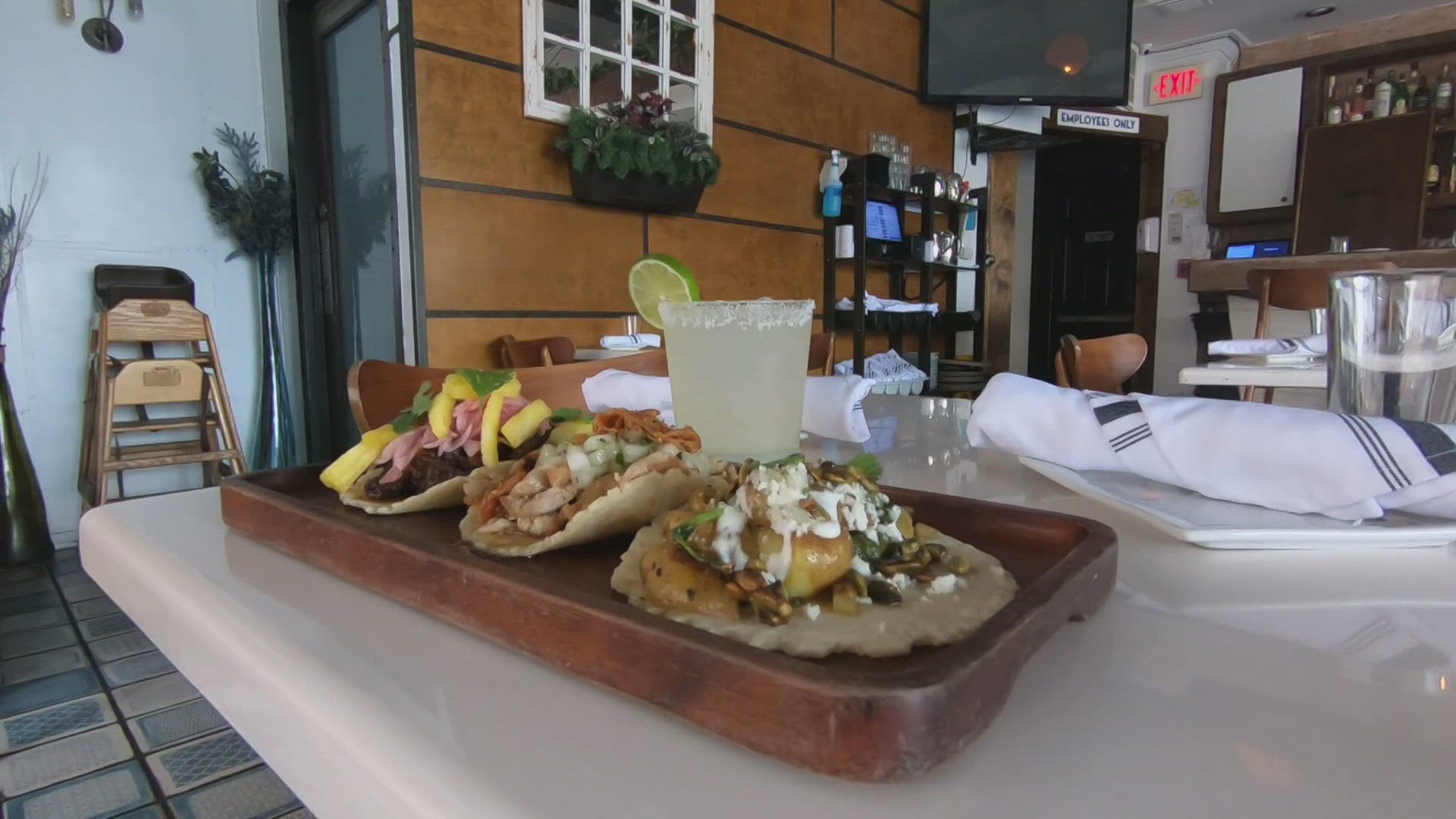 Out 2 Eat: Casa Azul 