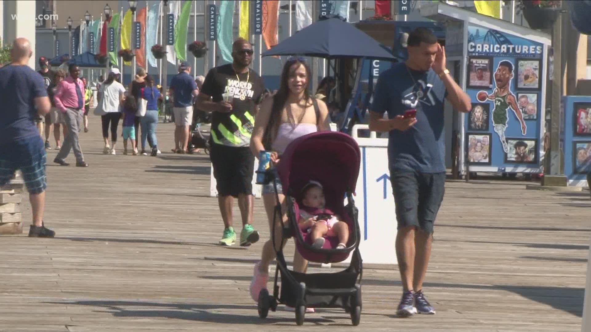 "Creators on the Boardwalk"  also had a donation spot for people to bring canned food for Feedmore Western New York and help their neighbors in need.