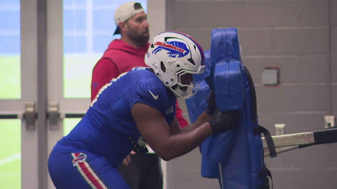 Bills activate Ed Oliver and Curtis Samuel from IR ahead of playoff game in Denver