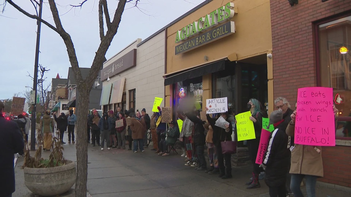 Anti-ICE rally held in Elmwood Village after 4 people detained by ICE ...