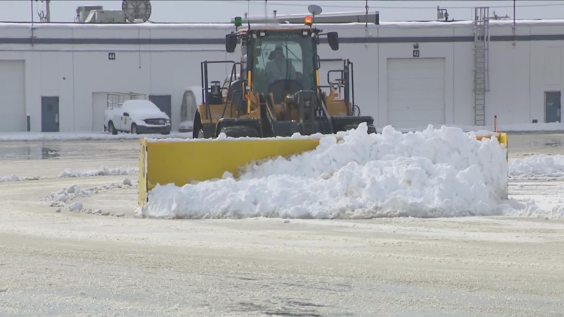 Buffalo Snow Storm: Buffalo airport reopened