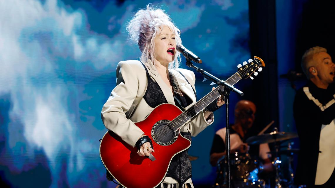 Cyndi Lauper coming to Darien Lake on farewell tour | wgrz.com