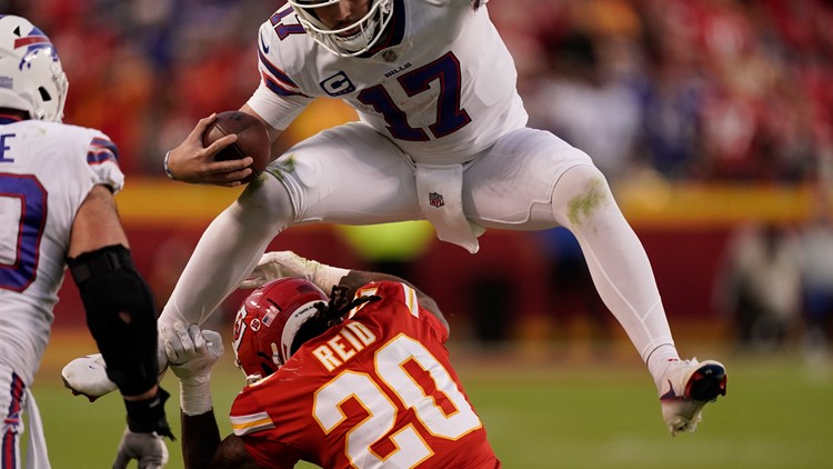 Buffalo Bills tight end Dawson Knox celebrates his touchdown reception  against the Kansas City Chiefs during an NFL football game Sunday, Oct. 16,  2022, in Kansas City, Mo. (AP Photo/Ed Zurga Stock