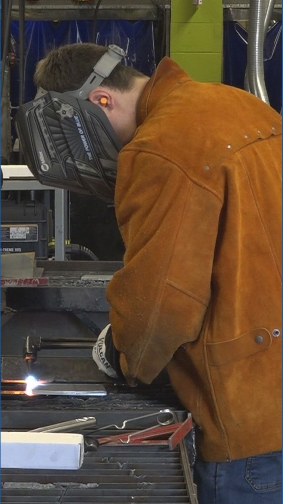 Revived US shipbuilding spurs skilled worker demand | wgrz.com
