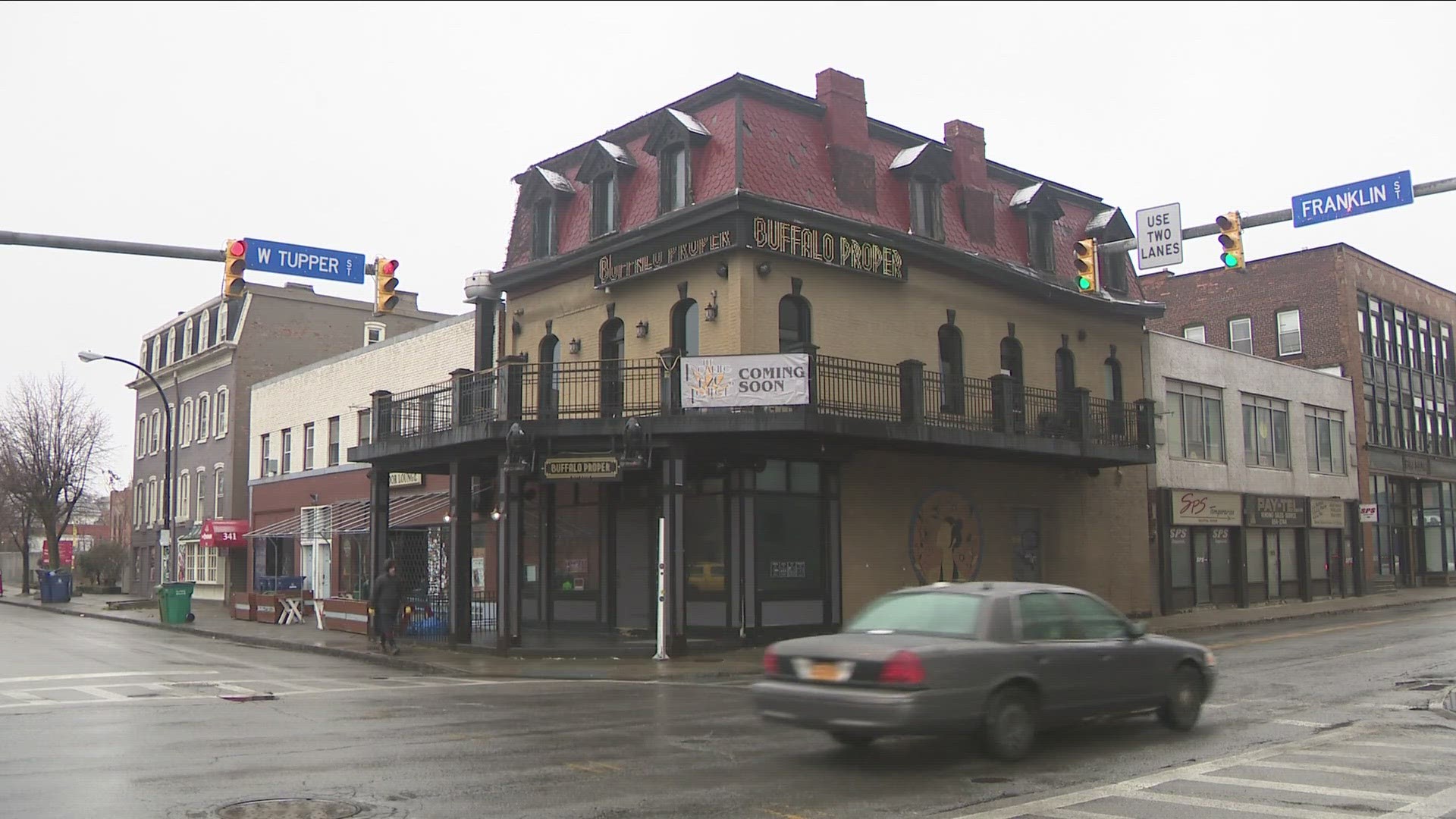 The Roaring 420s Lounge has closed the doors at their location on French Road and plans to open a new location in a historic Buffalo building.