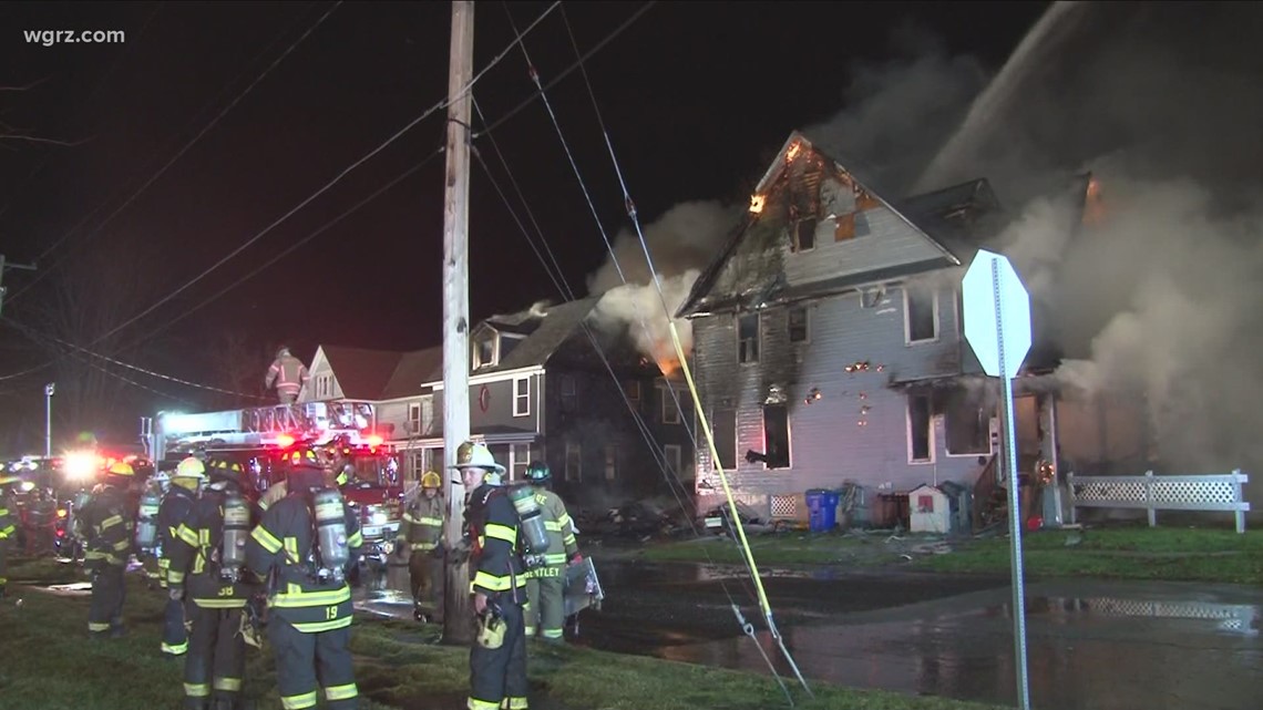 FBI, bomb squad helping investigate Albion explosion, fire that spread ...