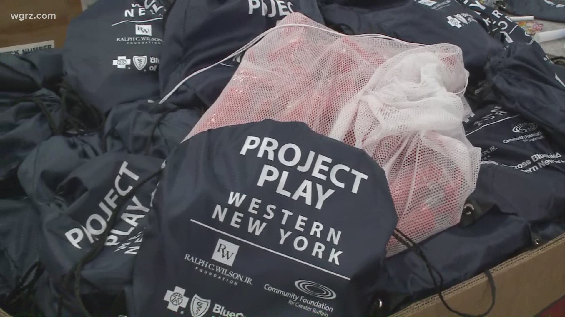 Project Play WNY partnered with the Ralph C. Wilson Jr. Foundation and BlueCross BlueShield WNY to put these bags into 12,000 homes.