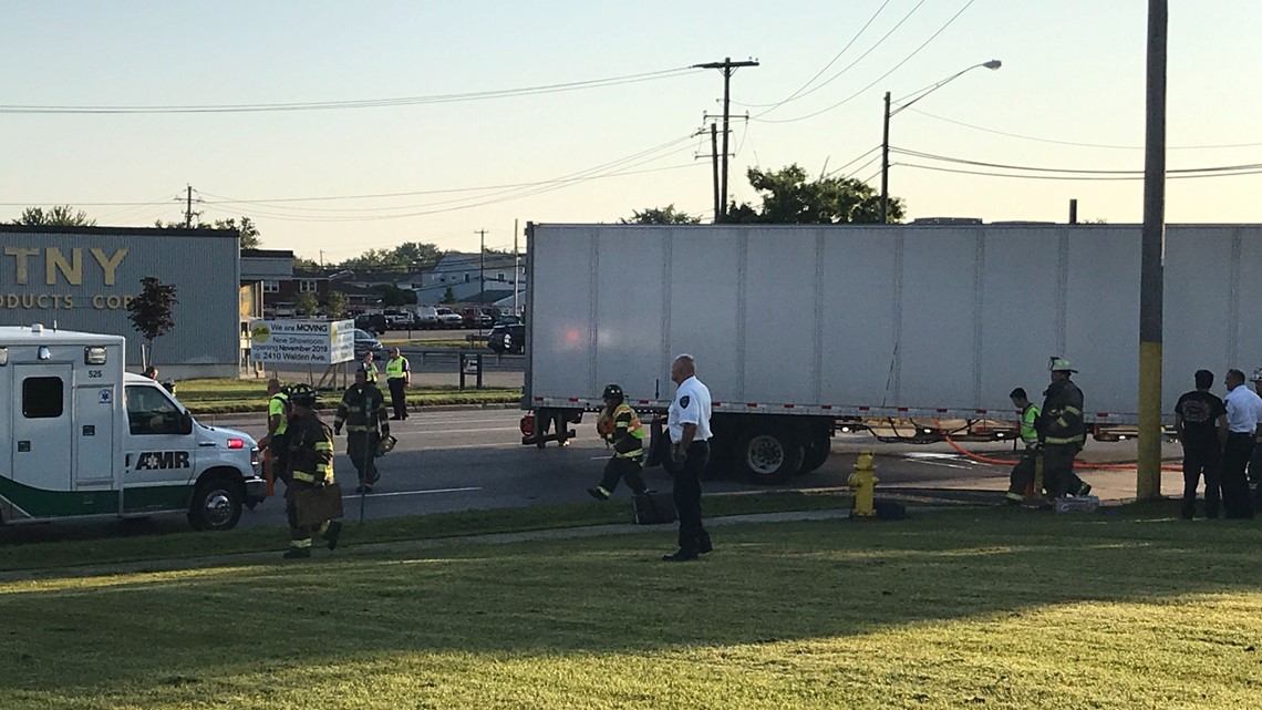 Walden Ave accident involves tractor trailer and motorcycle