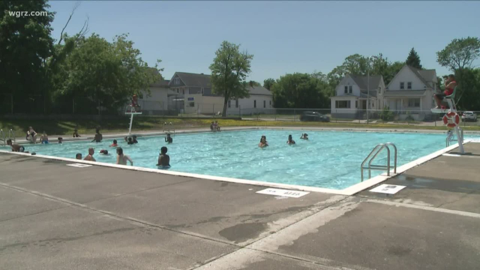 To help residents beat the forecasted high temperatures, city pools and splash pads will be open from 11:00 AM until 6:00 PM on Thursday and Friday.