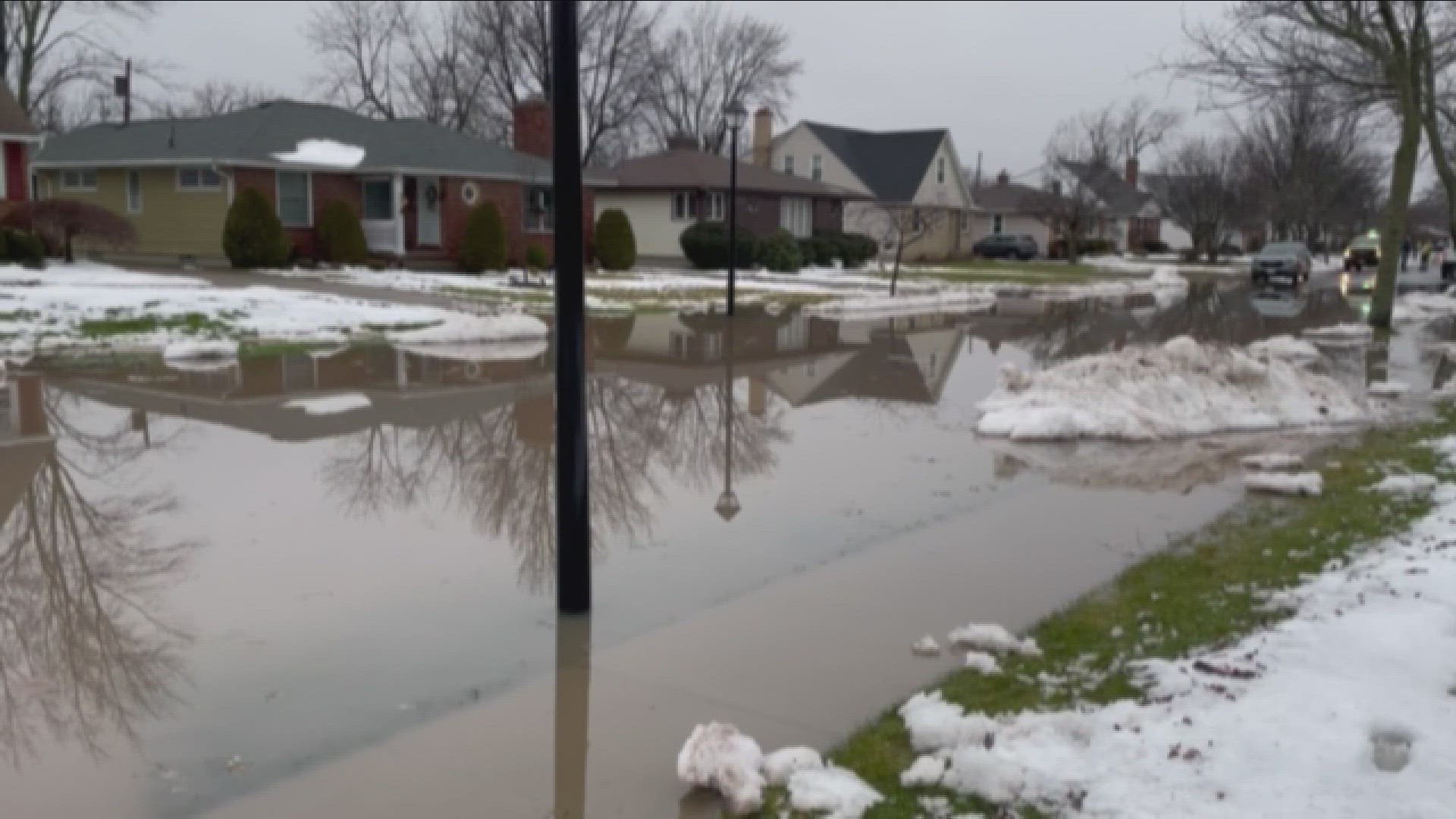 This was the scene just after 7 o'clock this morning in Tonawanda they get a lot of calls for flooded basements