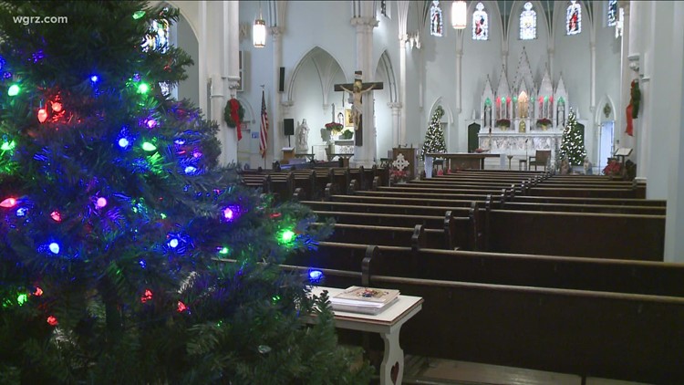 Churches adapt to COVID for in-person Christmas Eve services