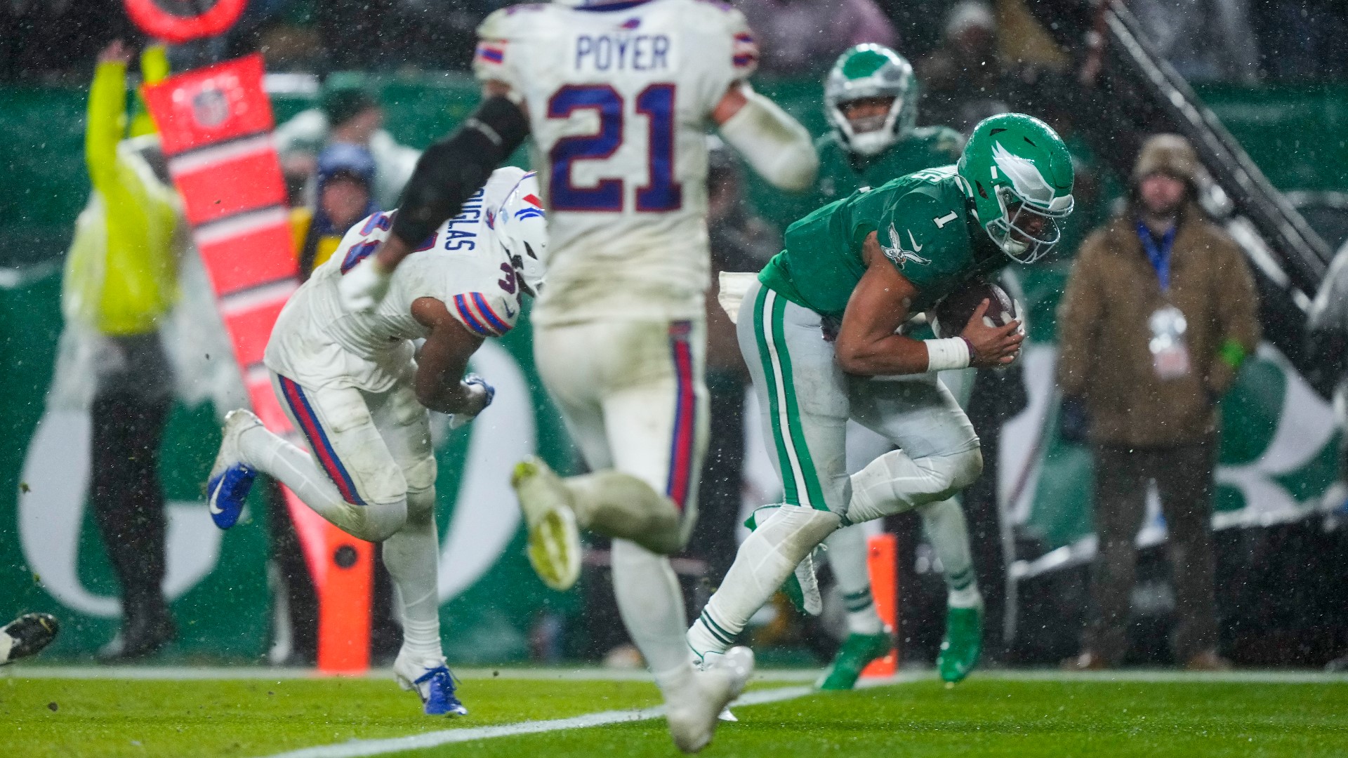 Channel 2 Sports Reporter Jonathan Acosta and WGRZ Bills/NFL Insider Vic Carucci discuss the Bills’ Week 12 overtime loss in Philadelphia against Eagles.