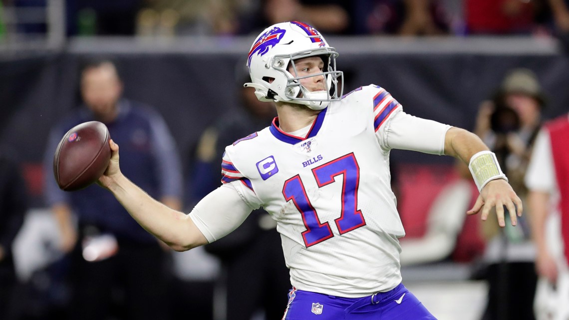 Bills co-owner Kim Pegula chats with Josh Allen