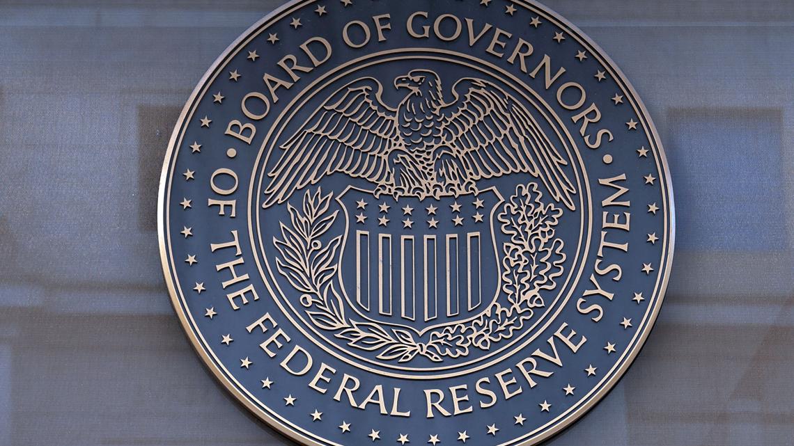 Federal Reserve keeps rates steady, projects one rate cut this year and ...