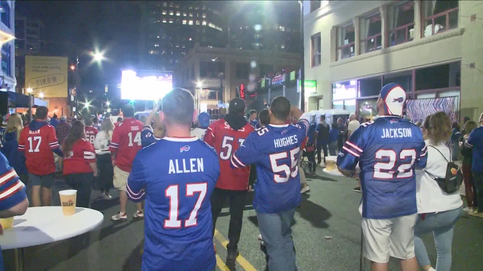 Restaurants, entertainment district gear up for Bills opener in L.A.