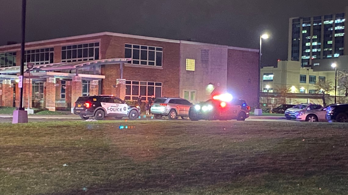 Woman stabbed in Buffalo school lobby was taken to ECMC - Vimarsana News