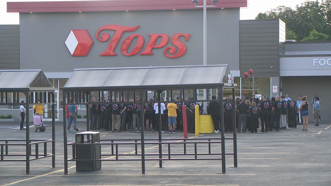 Buffalo Mass Shooting: Tops reopens Jefferson Avenue store - Vimarsana News