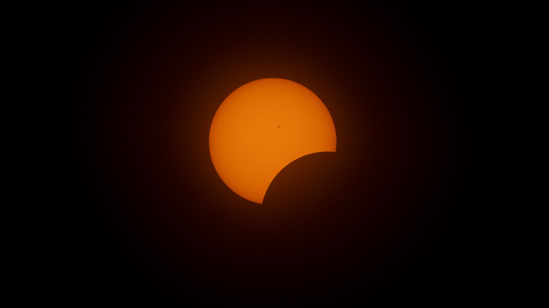 This 5-minute video shows the duration of the total solar eclipse in Buffalo, as seen from Channel 2's roof cam, on Monday, April 8, 2024.