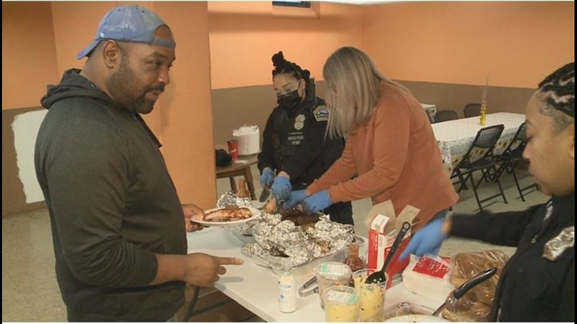 Kansas City Police honor bet, sends BBQ to Buffalo Police - Vimarsana News