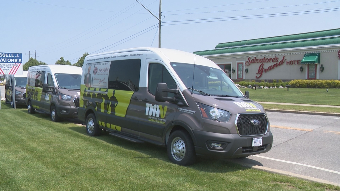 Russ Salvatore donates vans to vets in need