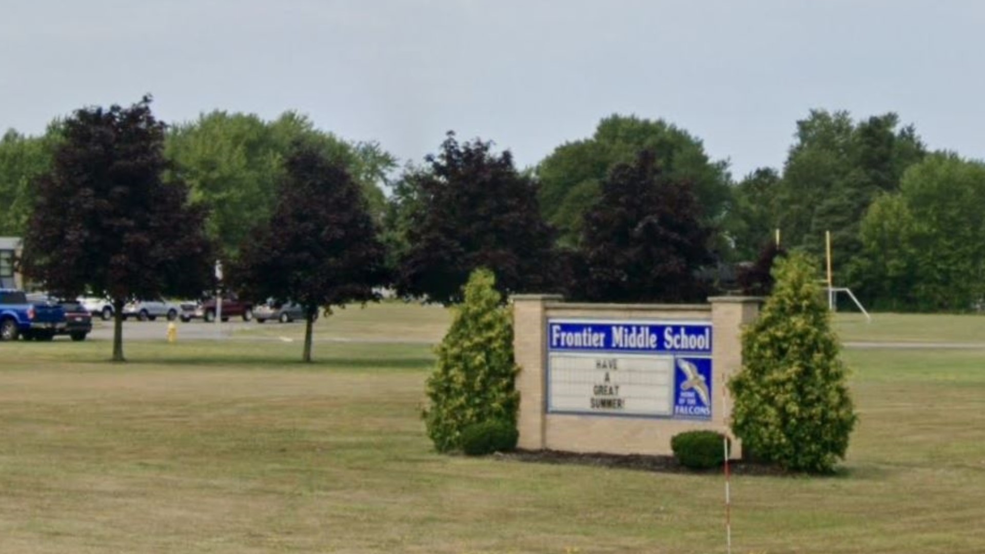 Frontier Evacuates Middle Schoolers To High School | Wgrz.com