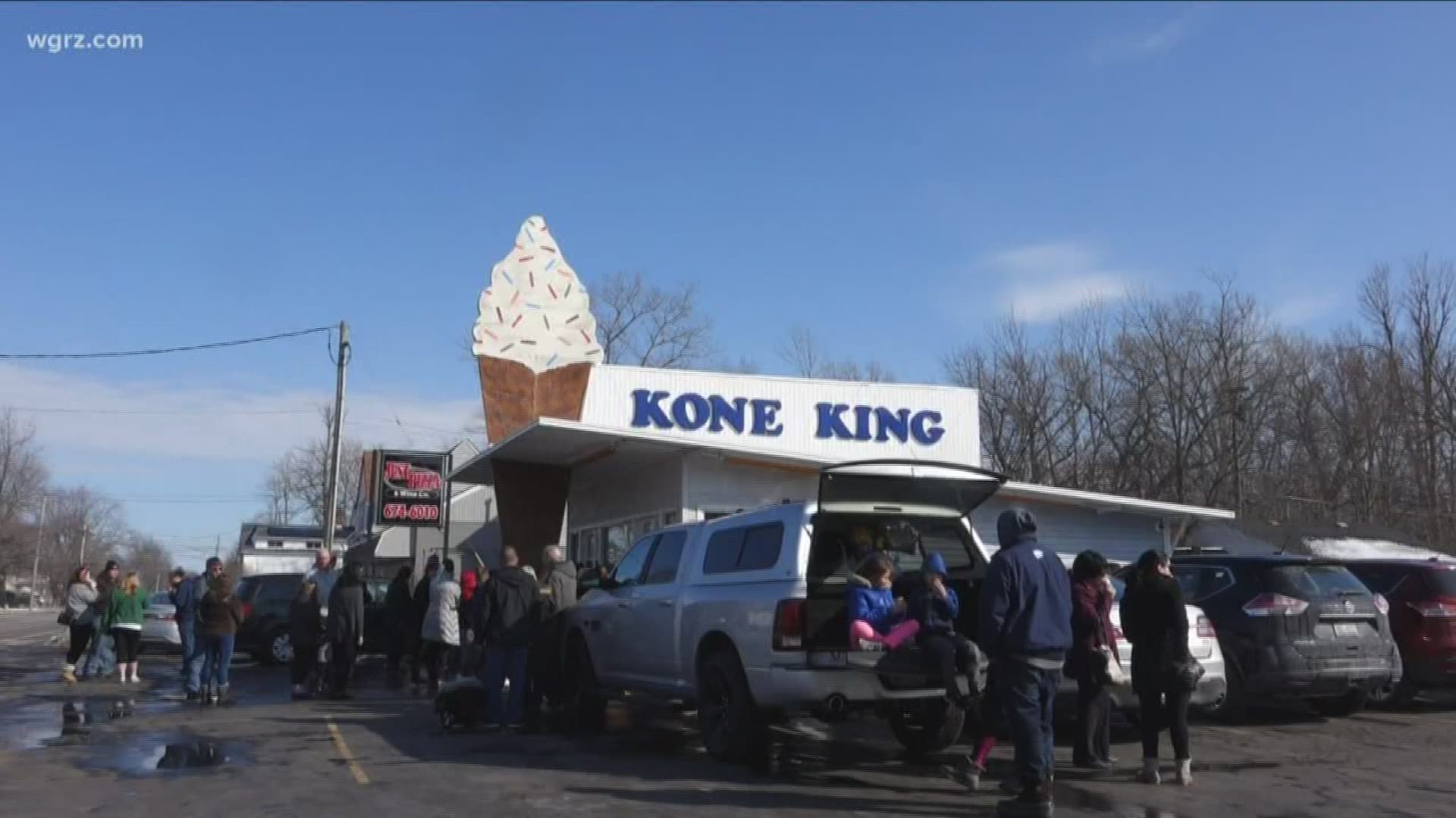 This is a tradition every year for Kone King on Center Road. Thankfully, today was beautiful and sunny, inspiring a lot of families to get out and enjoy a free cone.