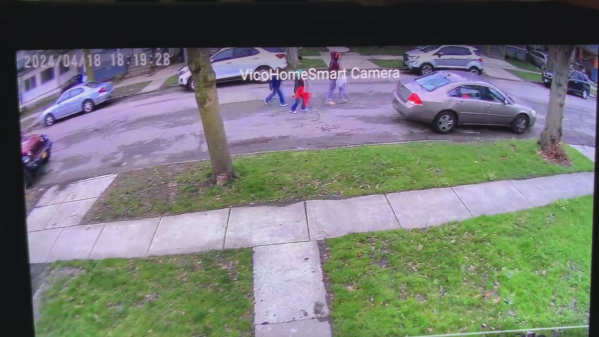 Buffalo Police release video of missing children getting into vehicle on Benzinger Avenue