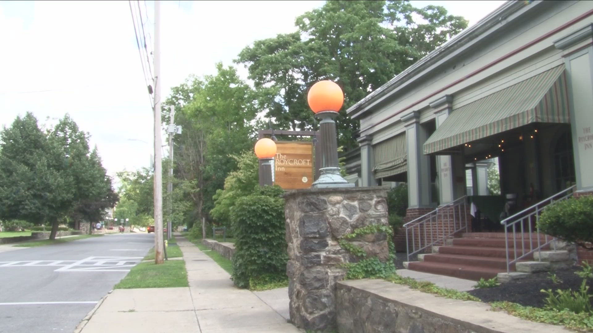 The Inn is going to be restored to it's iconic Roycroft green