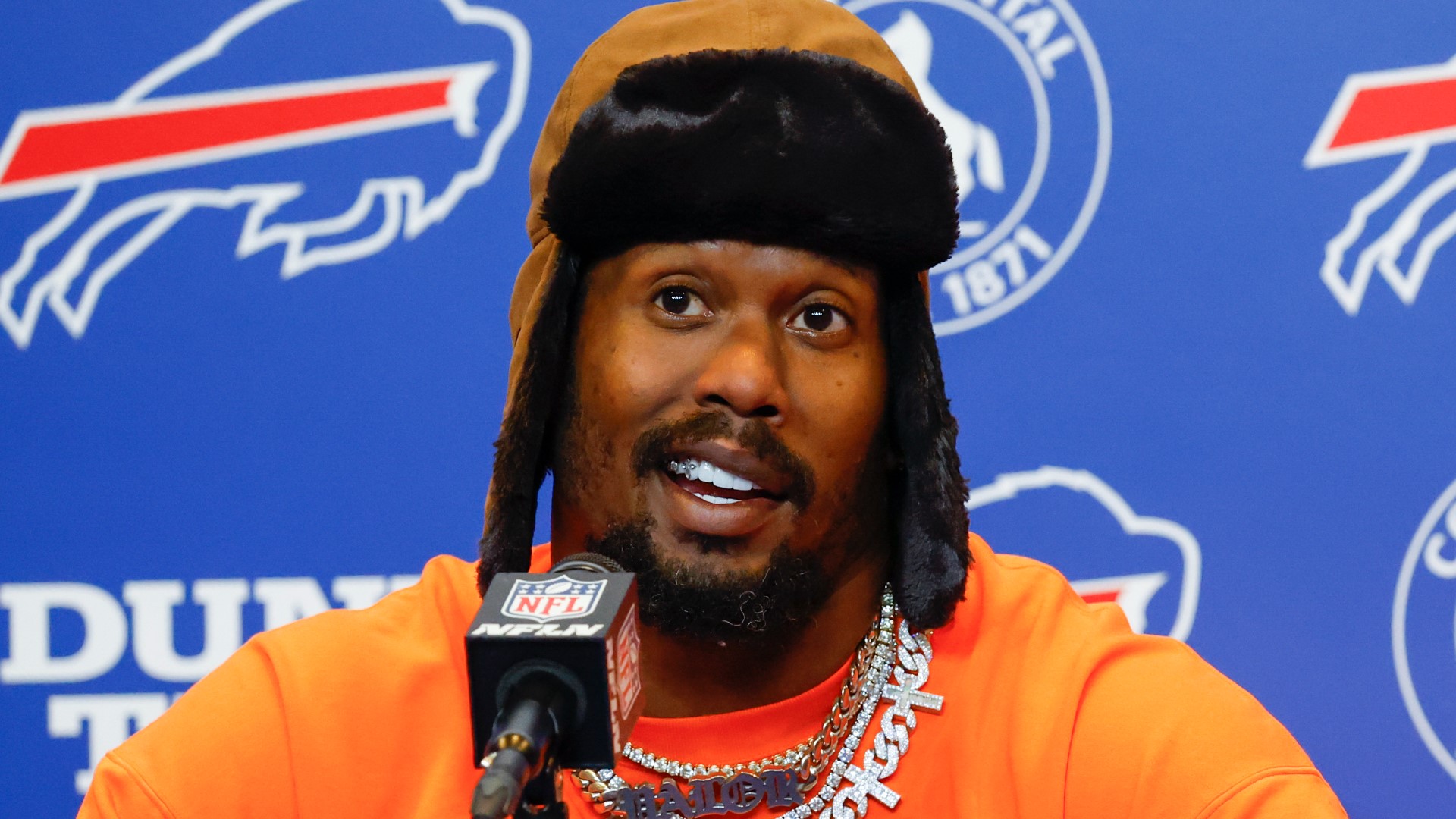 Bills linebacker Von Miller spoke with the media ahead of Buffalo's Week 9 game with the New York Jets in East Rutherford, N.J.
