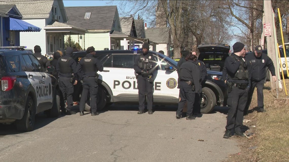 Investigation Launched After 2 Buffalo Police Officers Shoot Kill Man