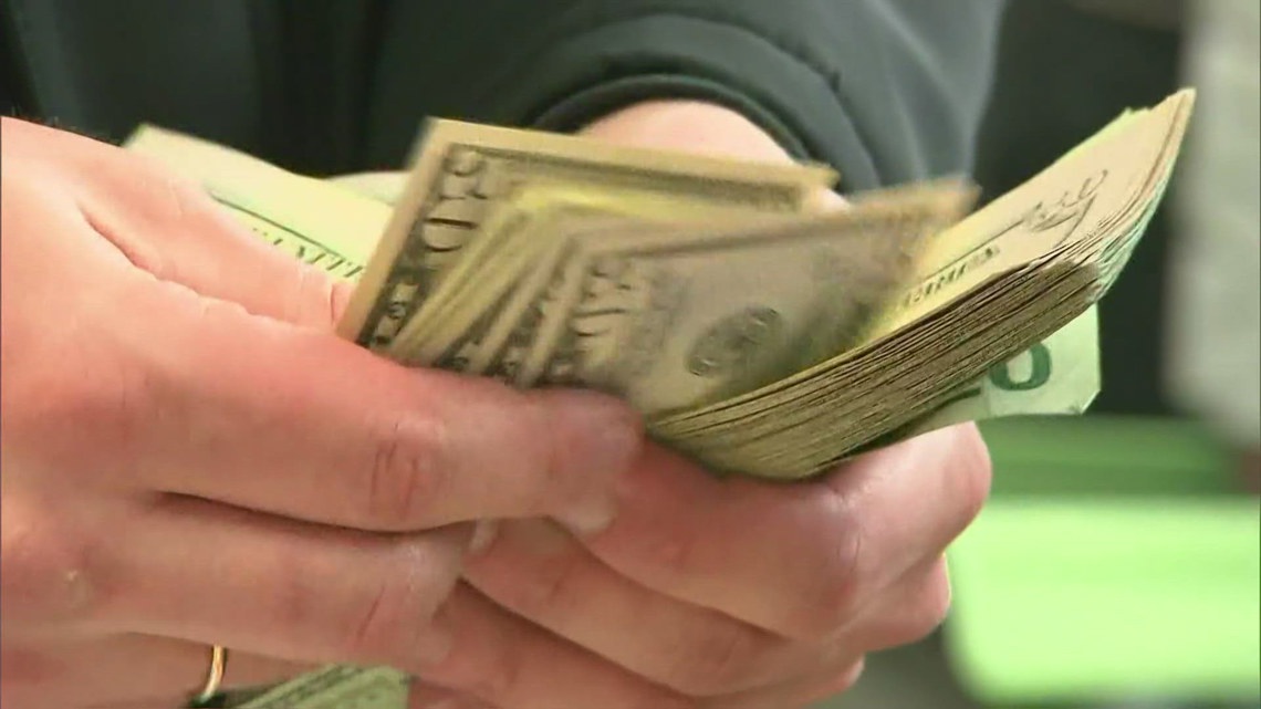 Minimum wage hike nears as New York ties future increases to inflation