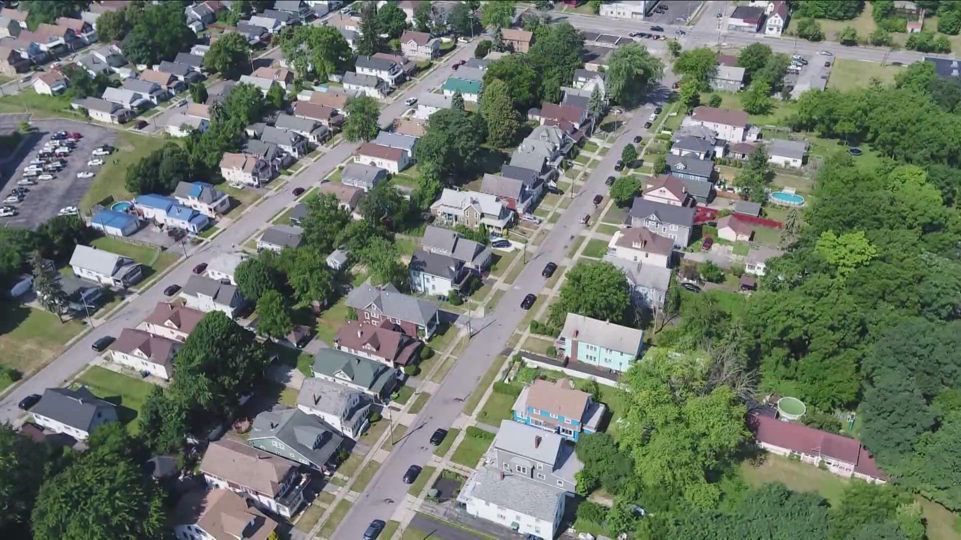 Citizen Science Community Resources (CSCR), Open Buffalo and, Massachusetts Avenue Project (MAP) discussed results of soil testing at a community meeting.