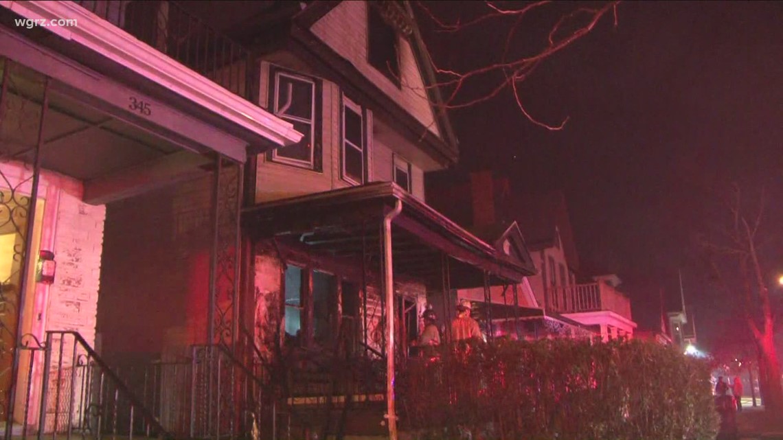 Buffalo Fire responds to fire on Buffalo's lower west side | wgrz.com