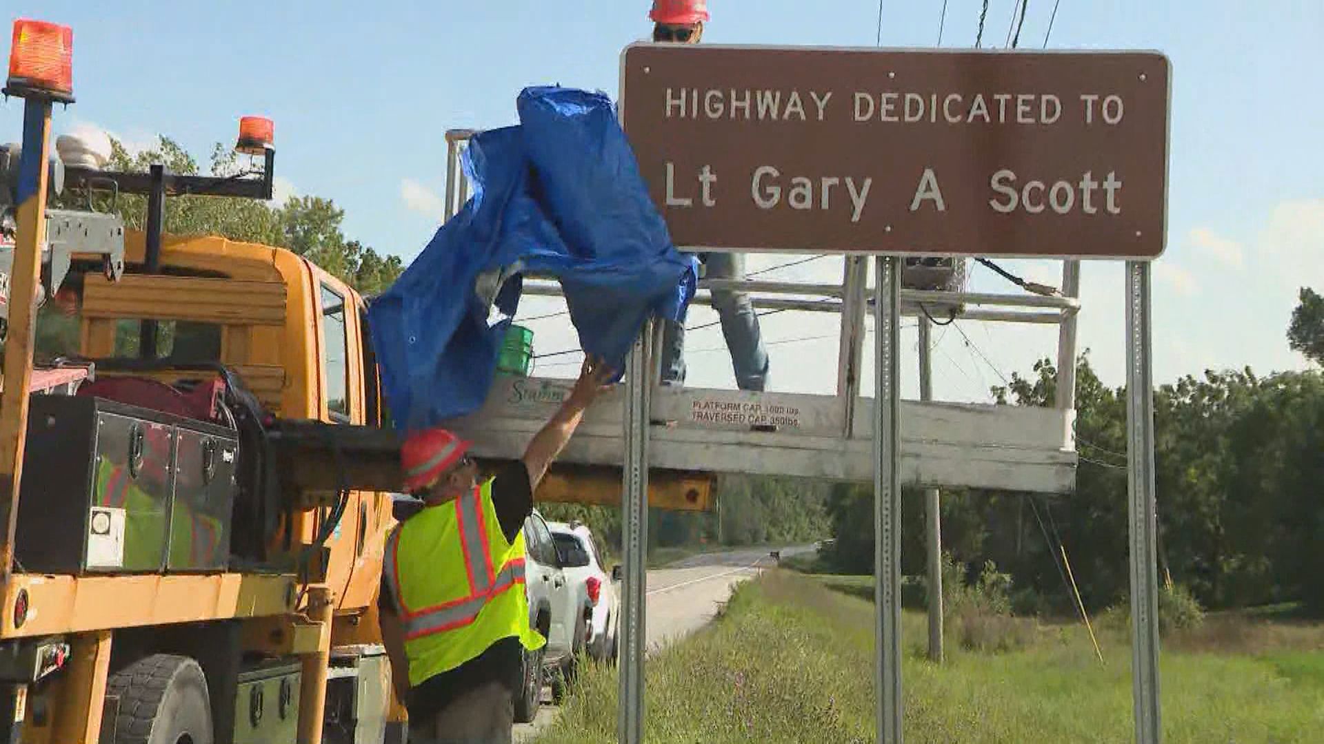 New roadside tribute tells the story of a Le Roy hero lost in Vietnam