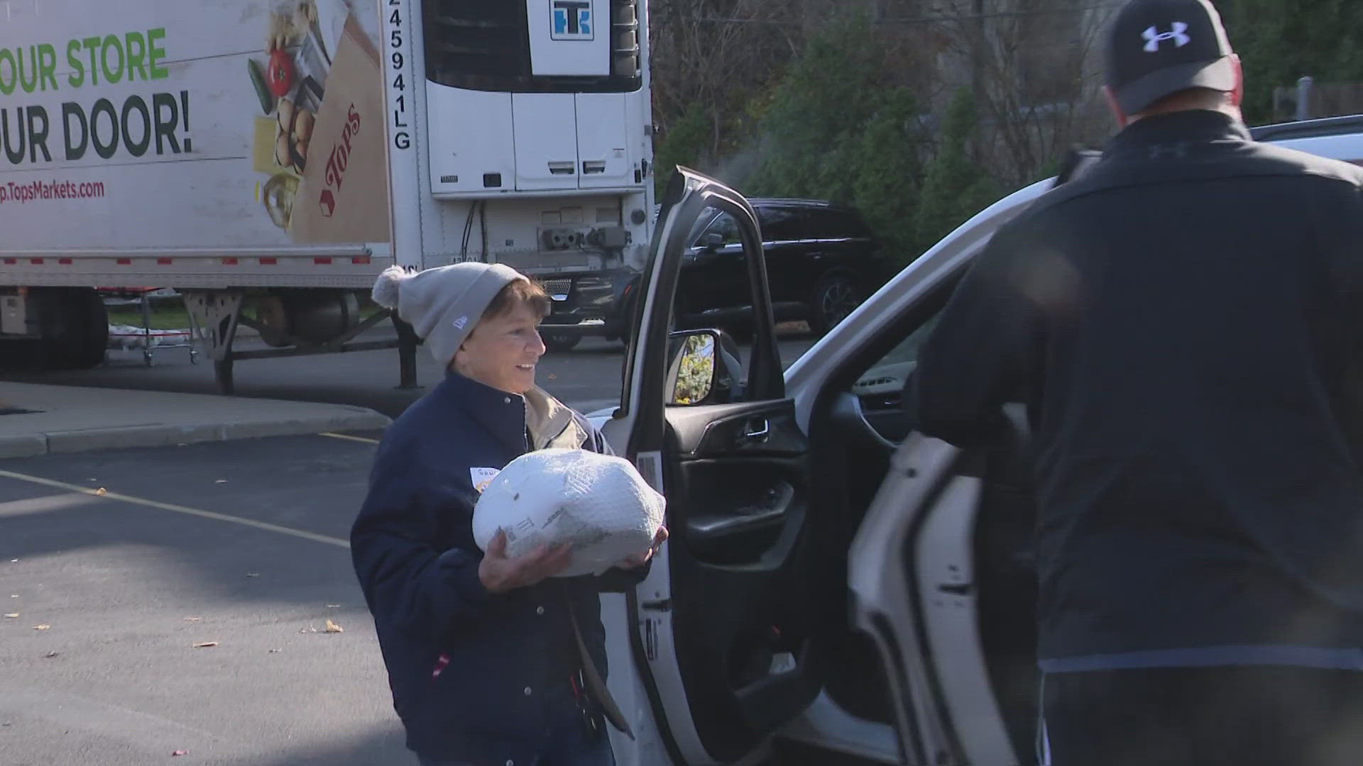 FIVE HUNDRED FREE TURKEYS... AND FIFTY DOLLAR TOPS GIFT CARDS WERE GIVEN TO FORMER SUMITOMO RUBBER EMPLOYEES