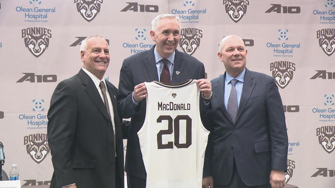 Bonnies officially introduce Mike MacDonald as new men's basketball head coach